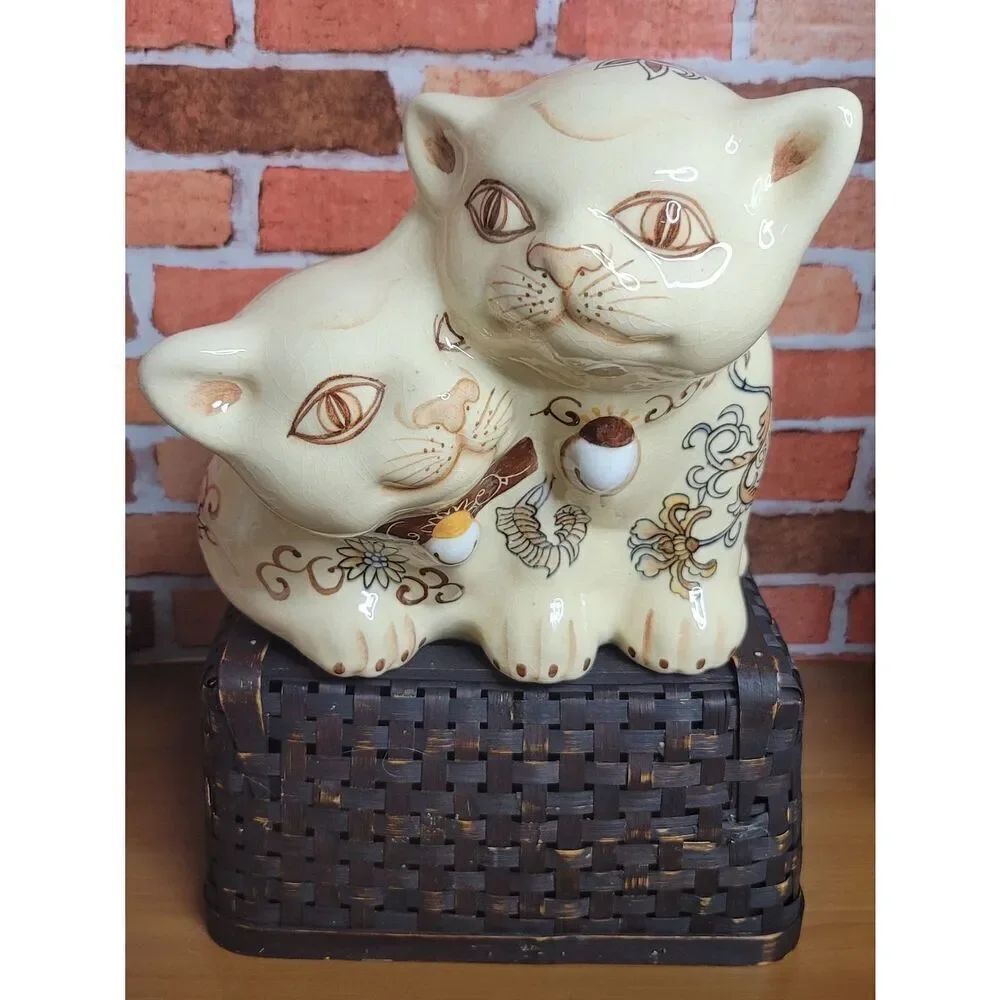 Rare Vintage Cat Statue